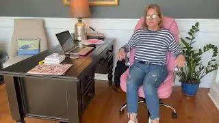 Pink Desk Chair: A review from a Physical Therapist