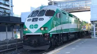 Go Train 638 doubleheader Burlington go station