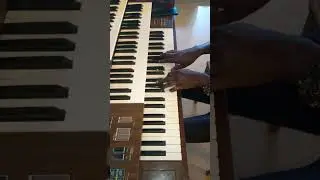 BWANA UTUHURUMIE BY MKOMAGU(SUBSCRIBE)