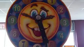 Memo Park Tick Tack Clock kiddie ride