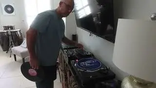 80&rsquo;s nyc freestyle vinyl mix 🇵🇷🇨🇺🇧🇷🇩🇴🇨🇴🇲🇽