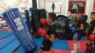 KICK-BOXING bag stand boys