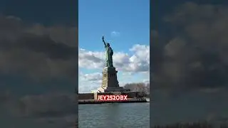 Liberty statue 🗽