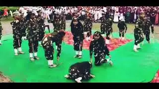 Kids performing on 