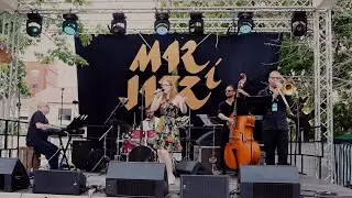Lupe Azcano / Festival MAR I JAZZ 2019 / O morro nao tem vez