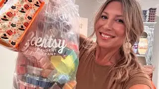 Personal picks for work sniffs (Scentsy Fall-Winter catalogue)