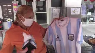 REPORTAGE REACTIONS MORT MARADONA