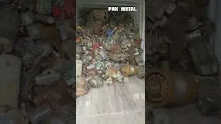 2 German Electric Motors Scrap Goods Containers #pakmetal #scrap #motor #copper #German #electric