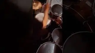 As&iacute; naci&oacute; Galactic Punishment (final REAL en vivo) #shortsmusic #rock #independentrock #