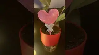 DIY 3D Glitter Paper Heart Stick |  Cute Valentine&rsquo;s Day home decoration