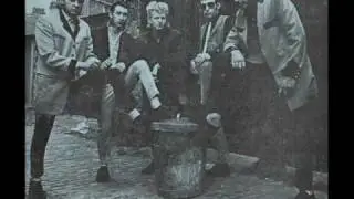 Flying Saucers - One Hand Loose_0001.wmv