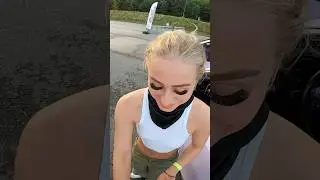 Sie greift an meinen lolli😱 #bikergirl #olli #supermoto