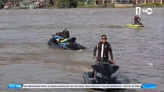 KOMUNITAS JETSKI MANFAATKAN SUNGAI KAPUAS UNTUK OLAHRAGA AIR 