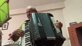 75,la estudiantina Antonio. Molina