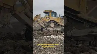 mega CAT bulldozer in action #trucks #excavator #bulldozer