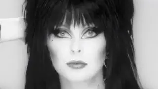 Cassandra Peterson in 'Vampira The Movie'
