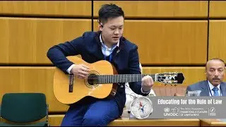 Творите ради справедливости: 16-летняя девочка поёт о торговле людьми и глобальных целях ООН