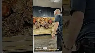 WORLD CHAMPION KNIFE THROWER SHOWS HIS SKILL #travel #reels #asmr #sports #viralvideo #viralshort