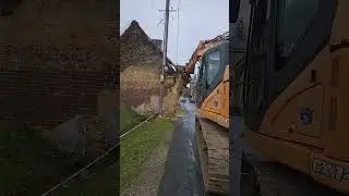 #vid&eacute;o #abonnetoi #destruction #maison #demolition #ruine ##abonner #batiment #shorts