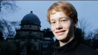 A 15 ans, il cosigne une &eacute;tude sur l'astrophysique