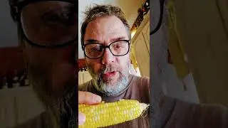 How to eat corn on the cob the Japanese way #japan #cornonthecob