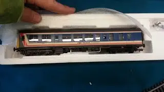 OO Gauge Bachmann 32-901 Class 108 DMU 2 Car Network Southeast DCC ready Being Test Run