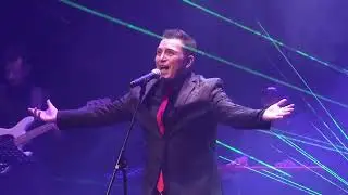 Un Hombre Busca Una Mujer - Tributo Luis Miguel