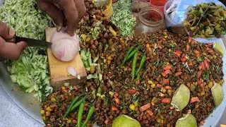 This Man Sells Extremely Tasty Chana Masala Chaat  Chola Bhuna! Extreme Sharp Knife Skills! Bd Food