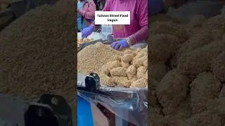 Taiwan Street Food 🍓 #plantbased #vegan #strawberry #peanut