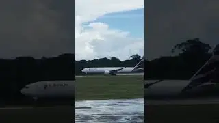 linda Decolagem Boeing 777 Latam Aeroporto Internacional Manaus