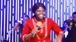 PRAISE AND WORSHIP SESSION