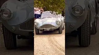 Классический купе Aston Martin DB3S 1955 года за рулем на автомобильном конкурсе! #shorts #trendi...