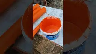 Крашу винтовые сваи, свинцовый сурик в наше время.