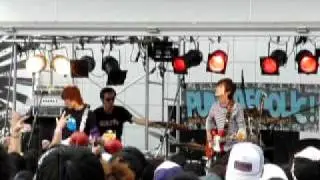 MUGWUMPS