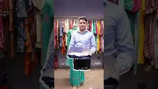 Following the latest trend at Meena Bazaar