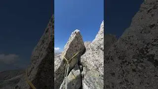 Sosta su spuntone #climb #alpinismo #mountains #adventuresport #climbing #mountainclimbing