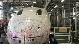 「つばめの大冒険」で使用される８００系新幹線（Ｕ００５編成）が熊本地震で脱線していた時