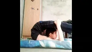 Extremely backband +leg flexibility contortionist