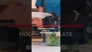 🍽️Holding a Plate with a Bionic Hand 🍽️ #PSYONIC