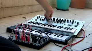Balcón // Korg Minilogue + Make Noise 0-Coast + Arturia Keystep