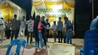 Mulai dia...aksi rambut panjang