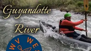 My favorite inflatable kayak on an Appalachian River. Whitewater kayaking in WV ▪︎ aire tater