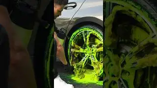 The Best Colored Wheel Cleaner!