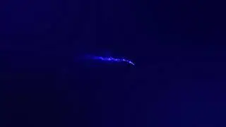 Particle trail 4K