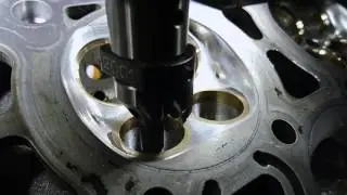 VEICOMER -  VR6 R32- Seat valve job with Rottler machine