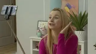 Mela pr&oacute;bowała nagrać vloga, ale kompletnie jej to nie szło... [19+ odc. 523]