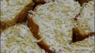Coconut french toast/Tea time recipe/Easy Coconut french toast recipe (COOKING WITH HADIQA)