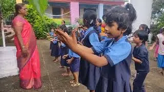अडाणी रे भोळा , तु शिकला नाही .  आवडल्यास लाईक कमेंट सबस्क्राईब करा .