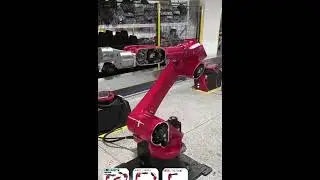 Industrial robot motion debugging is in progress!