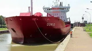chem oil tanker DORIS LAGP5 IMO 9172210 cargo seaship merchant vessel Chemietanker Seeschiff BJ 1998